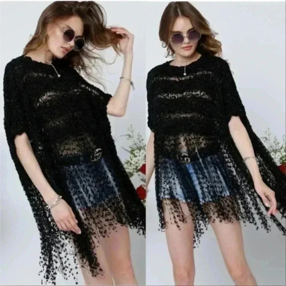 ANGELA Fringe Top - Picture 2 of 5